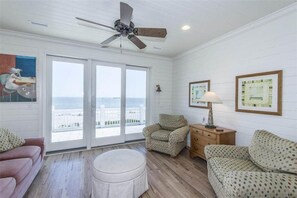 Hus, flere senger (Four Seasons) | Oppholdsrom | Stereoanlegg