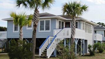 House, Multiple Beds (High Cotton) | Exterior