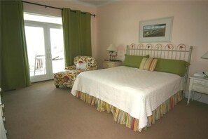 House, Multiple Beds (The Breakers)