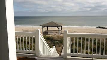 House, Multiple Beds (The Breakers) | Balcony