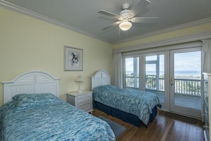 House, Multiple Beds (The Pearl)
