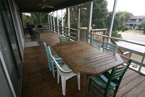 Talo, useita sänkyjä (Tidedown) | Parveke