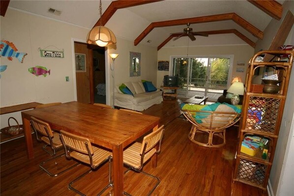 Talo, useita sänkyjä (Tidedown) | Yksityinen keittiö