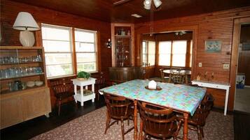 Nhà, nhiều giường (Tiger's Roost) | Bếp riêng