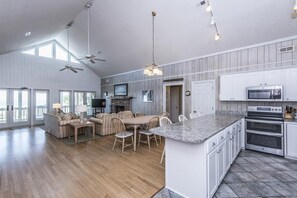 独立别墅, 多张床 (Crowfield) | 私人厨房