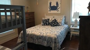 House, Multiple Beds (Howe It Should Be)