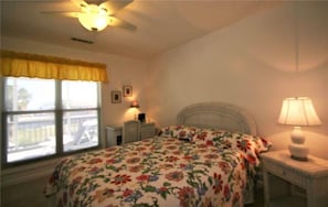 House, Multiple Beds (Petty House)