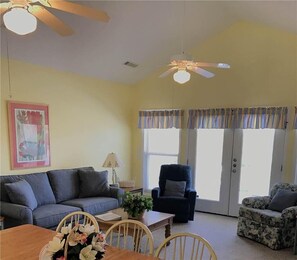 House, Multiple Beds (Petty House) | Living room - Petty House (Edisto Island)