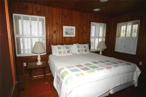 House, Multiple Beds (The Barefoot- Up) | 3 bedrooms