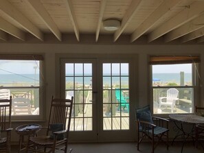 Casa, varias camas (The Barefoot-Whole House) | Vistas desde el alojamiento