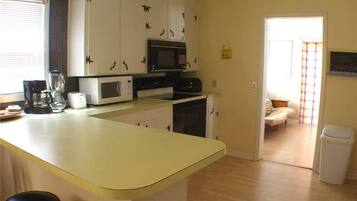 House, Multiple Beds (Villa Kunterbunt) | Private kitchen | Oven, toaster