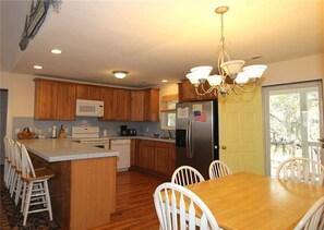 House, Multiple Beds (Watercolors) | Private kitchen - Watercolors (Edisto Island)