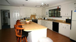 House, Berbilang Katil (Clark's Cove) | Dapur peribadi