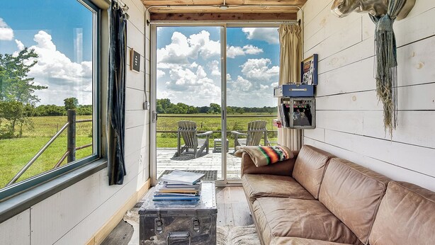 Books, music library - Flophouze Shipping Container Hotel - Houze 1 (Round Top)