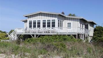 House, Multiple Beds (Oristo) | Exterior