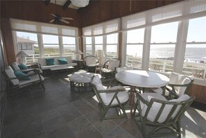 Casa, varias camas (Oristo) | Sala de estar