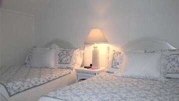 Kondominium, 2 Tempat Tidur Double (Oristo Lodge 427) | 1 kamar tidur dan ruang kerja ramah laptop