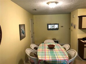 Condo, Multiple Beds (Palmetto Walk 333) | Private kitchen