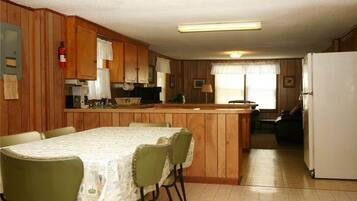 House, Multiple Beds (Sea Braces- Apt B) | Private kitchen | Fridge, microwave, oven, dishwasher