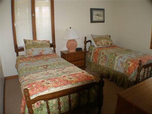 House, Multiple Beds (Shark's Tooth) - Shark's Tooth (Edisto Island)