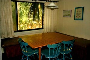 House, Multiple Beds (Shrimpers Cove) | Private kitchen