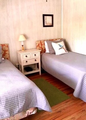 House, Multiple Beds (Swamp Fox)