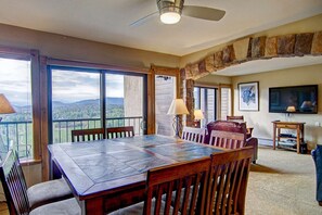 Unclassified image, 5 of 49, button