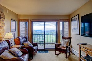 Unclassified image, 3 of 49, button