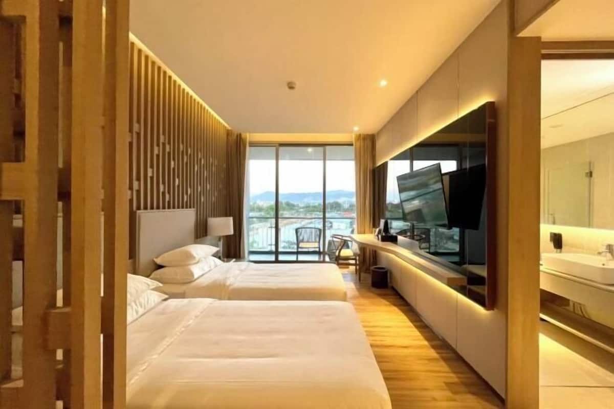 1 bedroom, in-room safe, soundproofing, free WiFi
