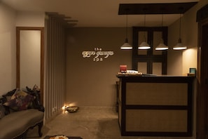 Spa - HOLYWATER Hotel by Ganga Kinare (150 mts from Ganga Ghat) (Rishikesh)