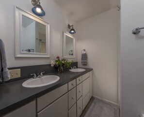 Haartrockner, Handtücher