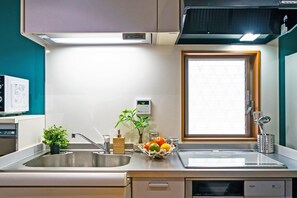 Lägenhet - 1 sovrum - icke-rökare | Eget kök | Kylskåp, mikrovågsugn, spishäll och vattenkokare