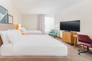 Suite, 1 Bedroom, Kitchen (Meeting Room) | Hypo-allergenic bedding, down comforters, desk, laptop workspace