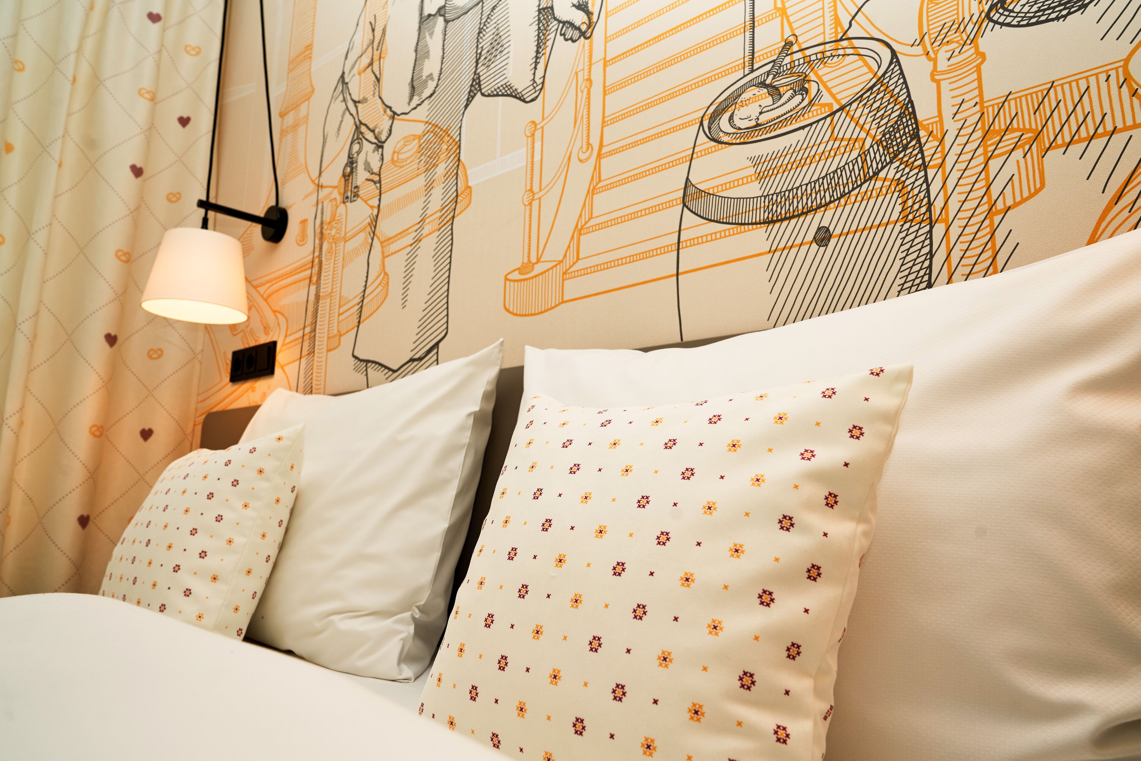 comfort double room | 1 bedroom, desk, soundproofing, iron/ironing board