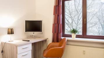 5 dormitoris, escriptori, wifi i roba de llit