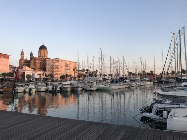 Marina/club náutico