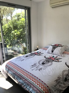 1 bedroom, iron/ironing board, free WiFi