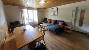 Unclassified image, 5 of 12, button - 3-Room Apartment for 8 with Parking, Mountain View & Pet-Friendly in Montgenèvre (Montgenèvre)