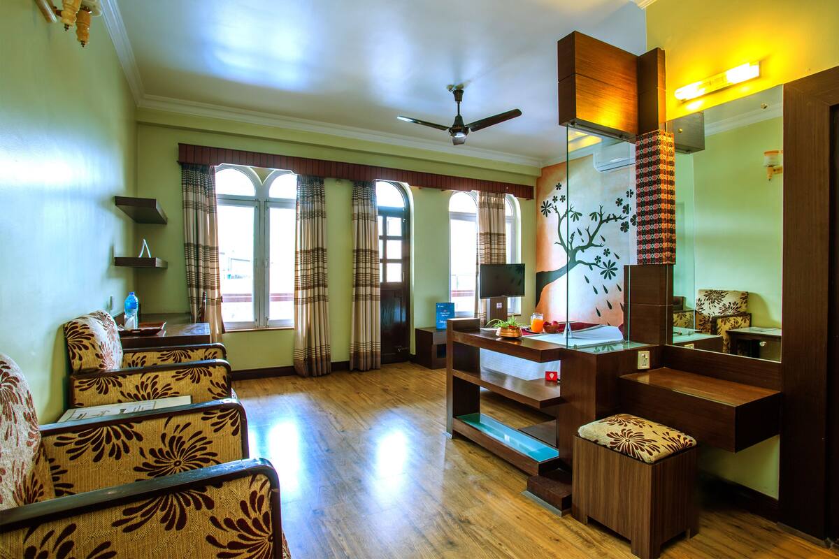 Super Deluxe Room | Iron/ironing board (on request), WiFi (free)