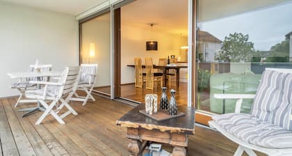 Comfortable Holiday Apartment "Felix" with Balcony, Wi-Fi & TV