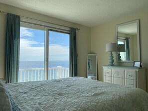 5 habitaciones, escritorio, tabla de planchar con plancha y wifi gratis