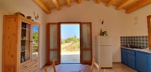 Fridge, oven, stovetop, electric kettle - Villa Ai Frassini (Castellammare del Golfo)