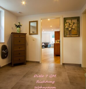 Interior - Ferienwohnung mit Bergblick für 2 bis 4 Personen, 104 qm, 2 Schlafzimmer (Berchtesgaden)