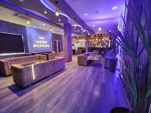 Executive lounge - The Bhagwati Resort (Abu Road)
