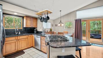 Resortwoning, 6 slaapkamers | Privékeuken | Een koelkast, een oven, een koffiezetapparaat/waterkoker