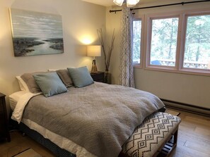 4 dormitoris, escriptori, planxa i posts de planxar i wifi gratuïta 