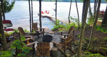 Beautiful Waterfront Cottage on Kennisis Lake