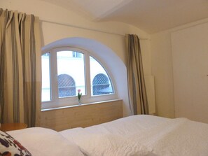 3 bedrooms - Duplex Apartment in Historic City Center  three bedrooms  metro (Wien)