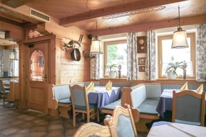 Daily buffet breakfast (EUR 7 per person)