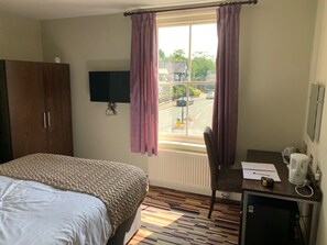 Double Room, Ensuite - George & Dragon (Chester)